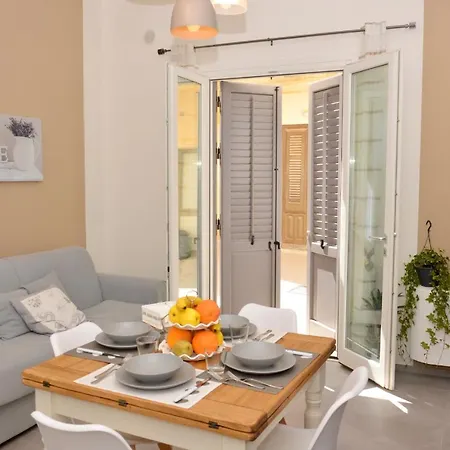 Apartment Lorelai